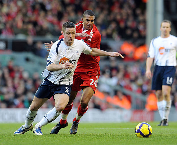 两人对彼此 两人对彼此