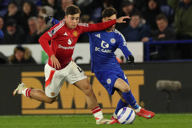 更是对足球 更是对足球